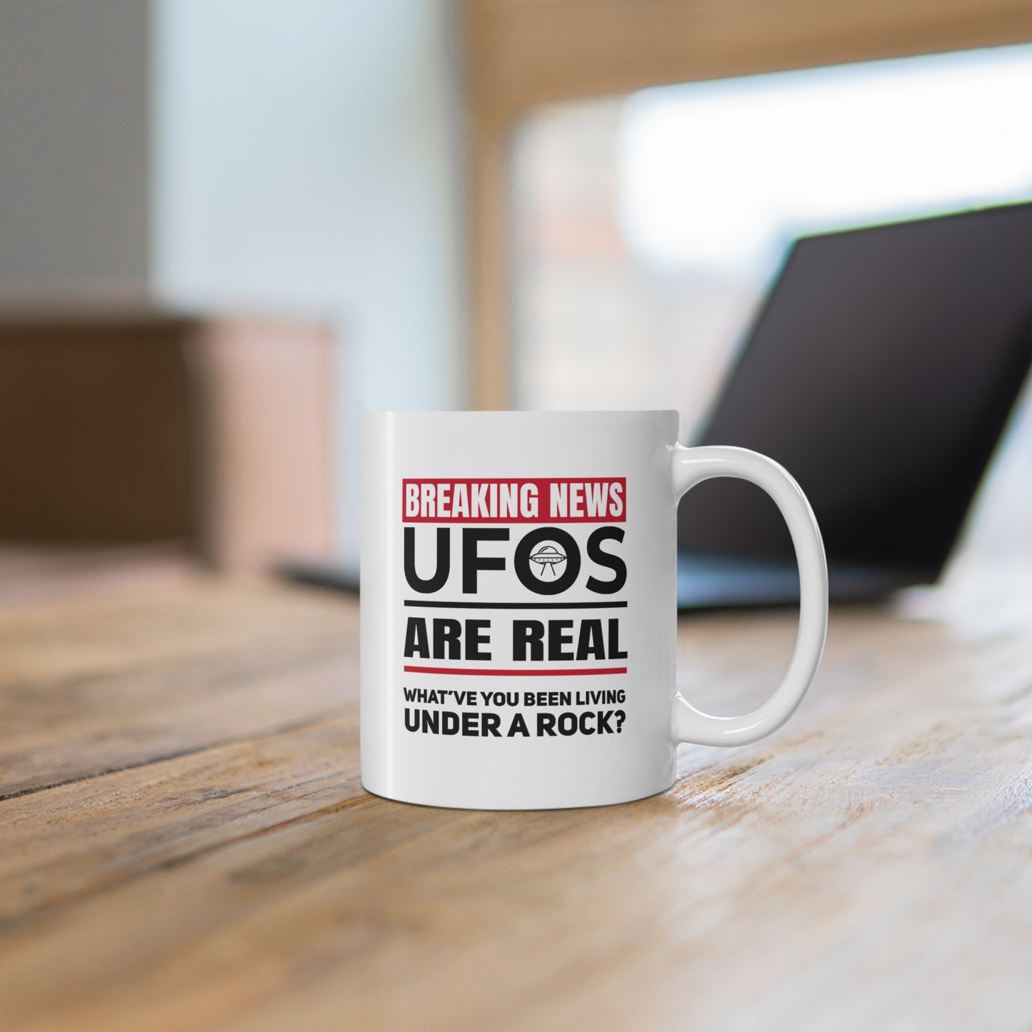 UFOs Are Real – Breaking News 11 oz Mug