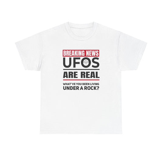 Breaking News: UFOs Are Real – Unisex Heavy Cotton Tee (Black)